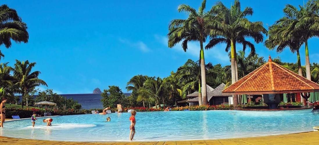 Au Beau Village Studio Avec Piscine Magnifique Sainte-Luce Eksteriør billede